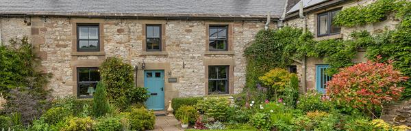 1220 Townhead Outside Alex Hyde 1906308125