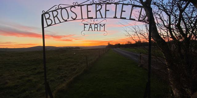 6 B041 E68 F7 B3 4613 B97 D A0 C3 B139 FD52