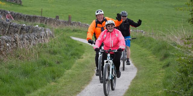 Ashbourne Cycle Hire adults 1220 x 620 1358782556