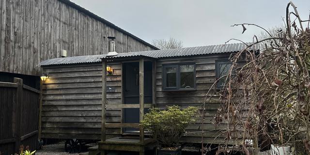 D558632 E FC83 4803 BD6 E 4 A7825 DE9 E7 B