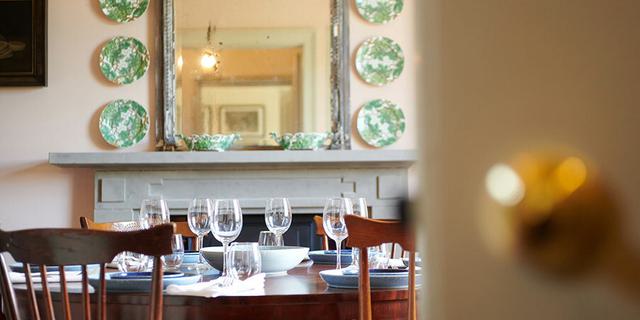 Devonshire Group 13 Plantation Cottage Chatsworth Collection Cameo Detail Shot Dining Room new 700099779