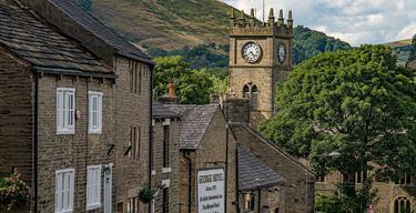 Hayfuield 1337062689