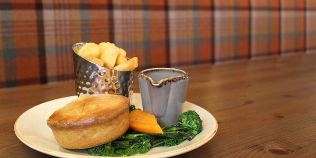 Robin Hood Baslow 4 new