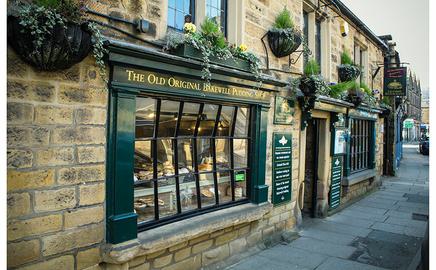 T He Old Orginal Bakewell Pudding Shop new 1454416142