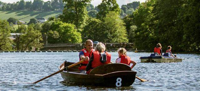 Belper river gardens rowing boat