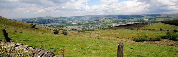 View of Glossop 1220 x 620 1386183765