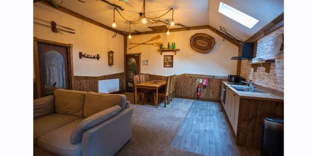 Willows Gullivers Kitchen Diner NEW